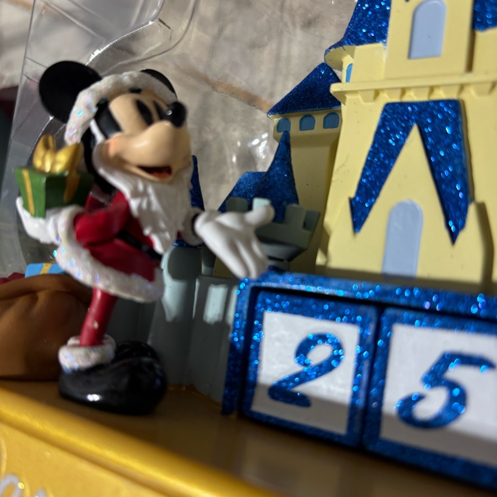 NIB❤️Disney Christmas Mickey & Minnie Countdown Calendar - Picture 4 of 6
